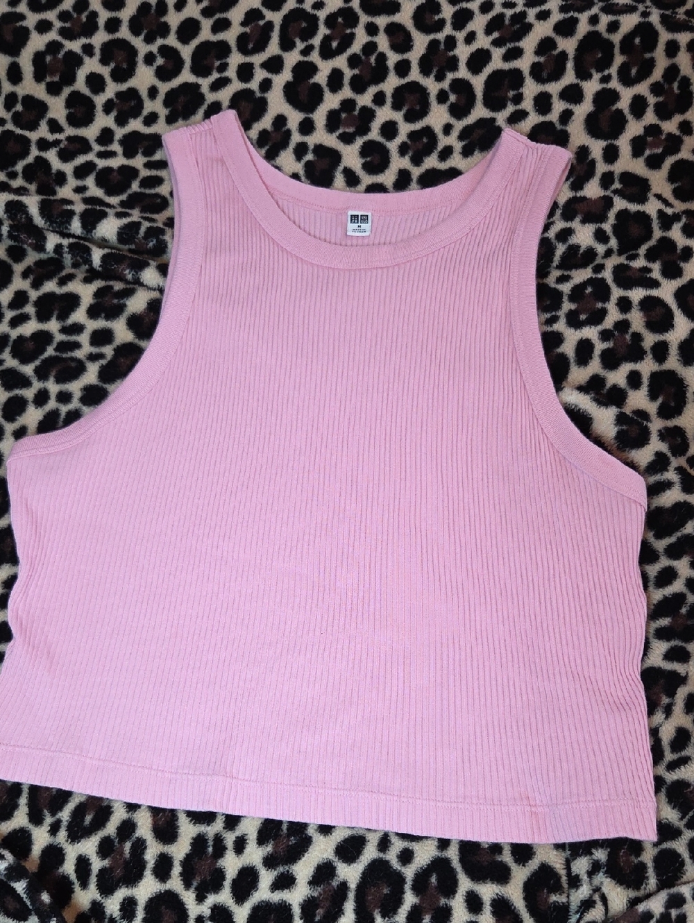 UNIQLO Ribbed Pink Tank Top